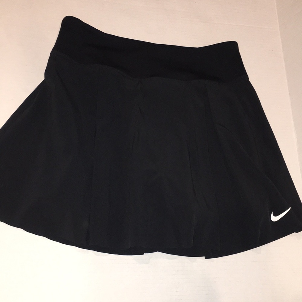 Nike Tennis Skort | Athletic Skort | Black | Size M